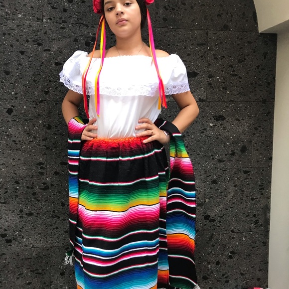 mexico todo corazon | Dresses | Mexican Womans Zarape Set 3 Piece